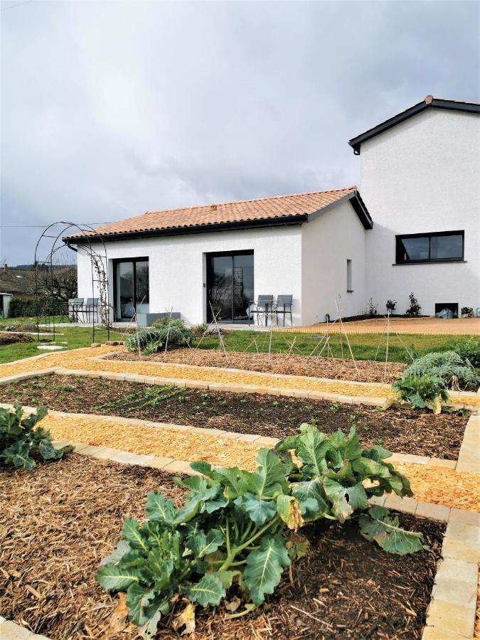 Au Jardin Des Deux Roches Bed & Breakfast Prisse Exterior photo